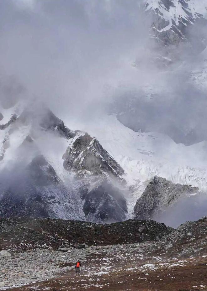 珠峰东坡生死大逃亡不朽情缘电子游戏(图5) 珠峰东坡生死大逃亡不朽情缘电子游戏(图5)