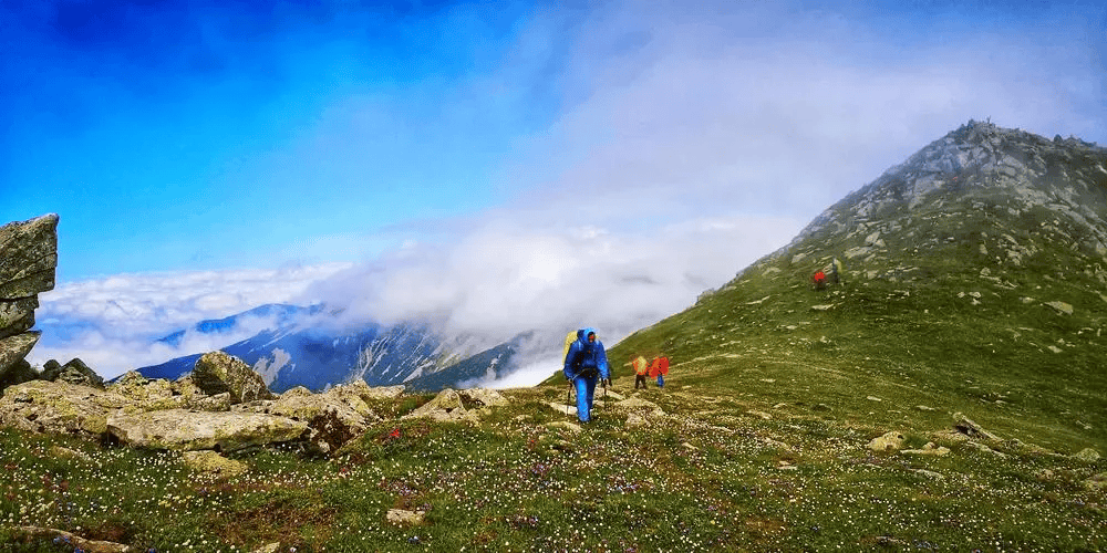 3人死亡夺命的“鳌太线”？mg不朽情缘5人违规穿越
